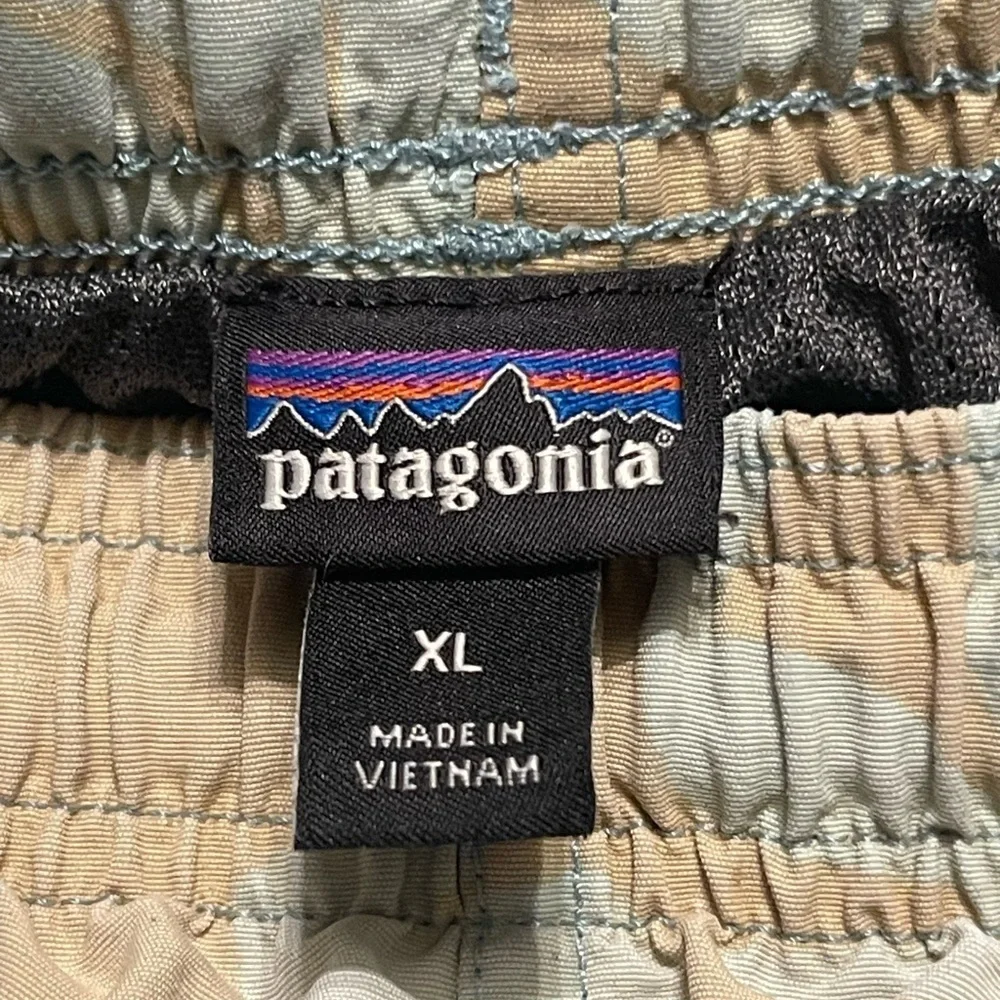 Patagonia Boys XL Floral Swim Shorts Flawed